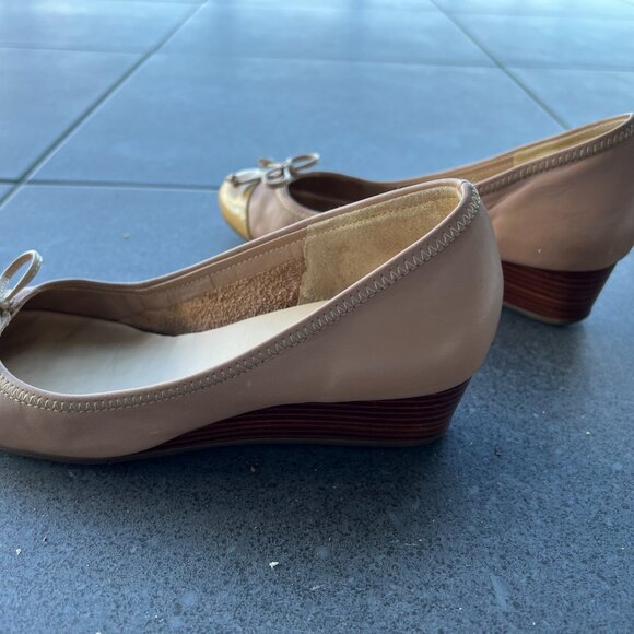 2 Pairs of Cole Haan Nike-Air shoes in size 6 B - Picture 14 of 16